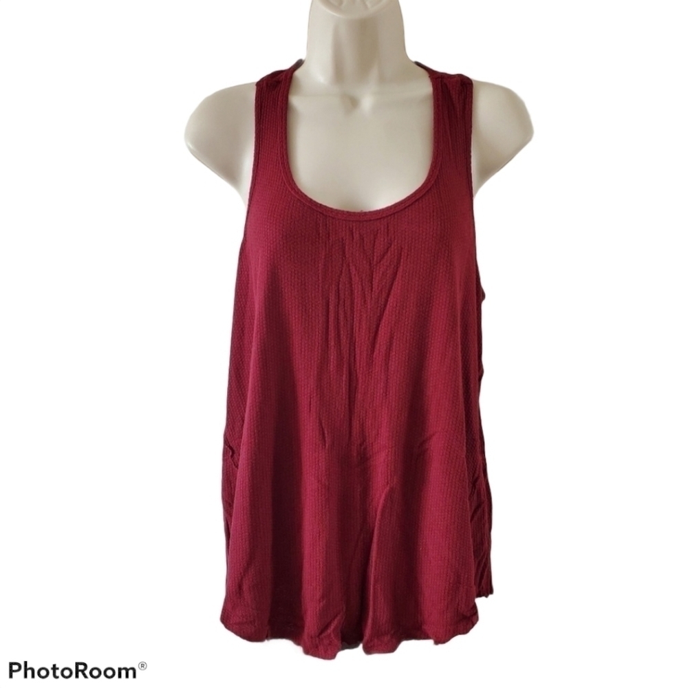 WILD PEARL Red Raw Hem Racerback Tank